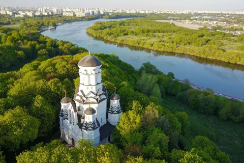 Афиша: Индивидуальная пешая экскурсия в царскую резиденцию Коломенское в Москве 22 декабря 2026