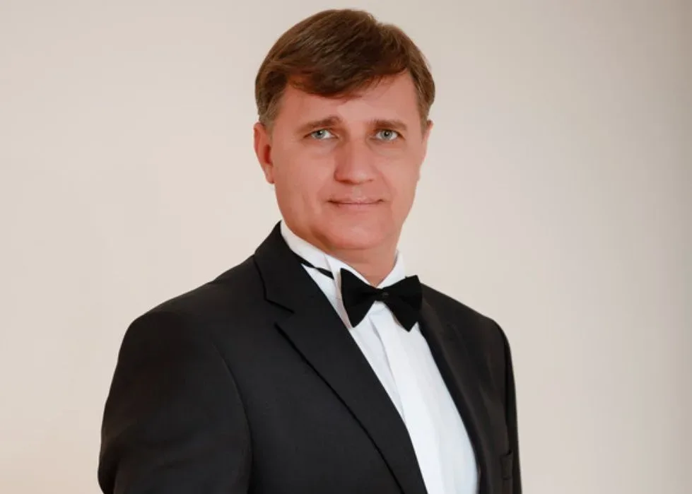 Афиша: Россия – моя любовь. А. Греков, солист ГКРНО «Виртуозы Кубани» в Краснодаре 8 октября 2026
