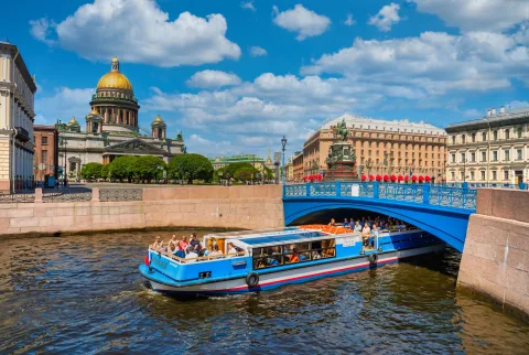 Афиша: Петербург с воды: Аврора, Эрмитаж и Петропавловская крепость на теплоходе в Санкт-Петербурге 20 августа 2026