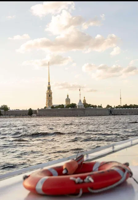 Афиша: Реки и каналы и Полуденный выстрел с борта теплохода в Санкт-Петербурге 19 сентября 2026