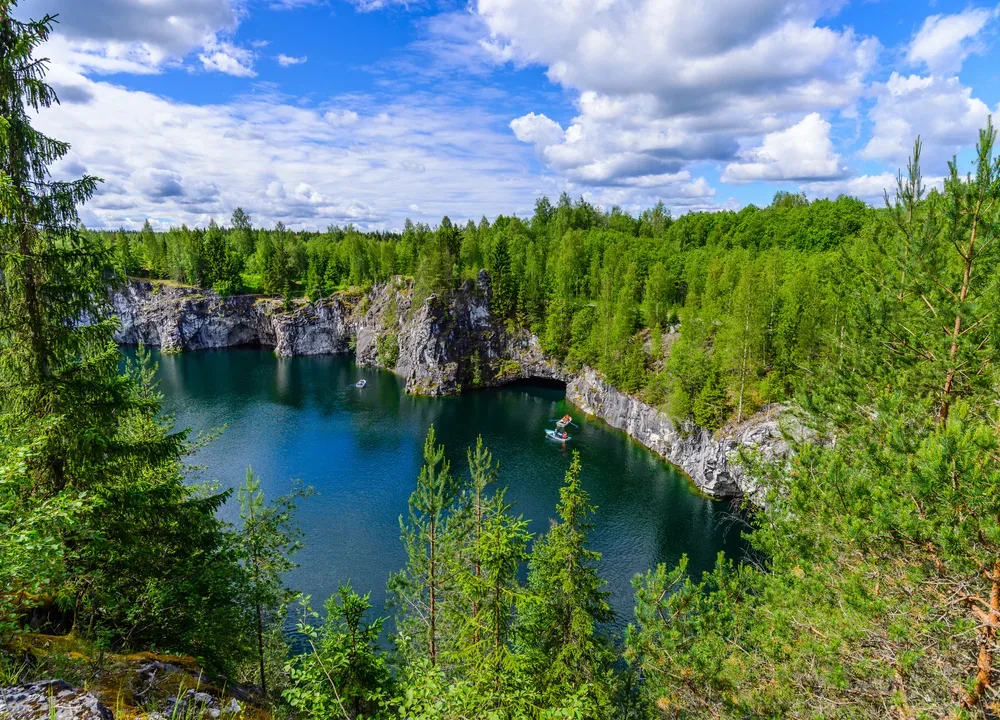 Афиша: В мини-группе по Карелии: Рускеала, Мраморный каньон и водопады в Санкт-Петербурге 7 августа 2026