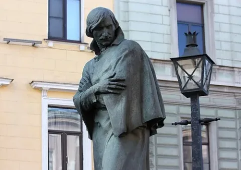 Афиша: Петербург Гоголя с членом Союза писателей в Санкт-Петербурге 4 августа 2026