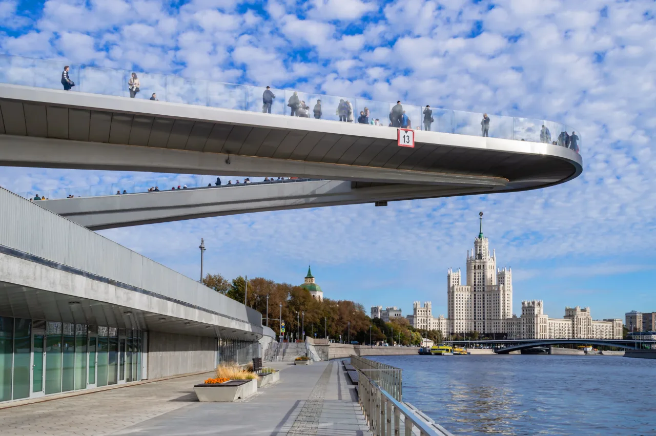 Афиша: По центру Москвы на теплоходе от причала Китай-город в Москве 4 августа 2026