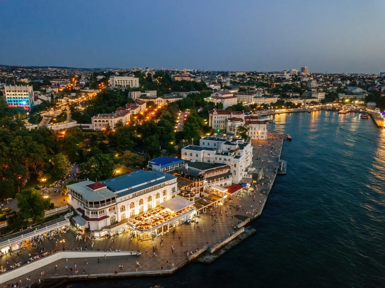 Афиша: Вечерний Севастополь и морская прогулка в Севастополе 4 августа 2026