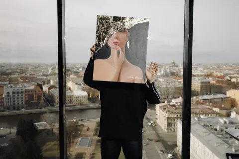 Афиша: Арт-вечеринка Artvibes с видом на Исакий в Санкт-Петербурге 9 августа 2026