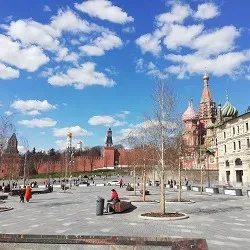 Афиша: Парк «Зарядье» + медиа-аттракцион «Полет над Москвой» в Москве 20 сентября 2026
