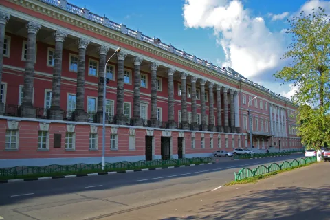Афиша: Романовы. Рок и мистика царской династии в Москве 8 августа 2026