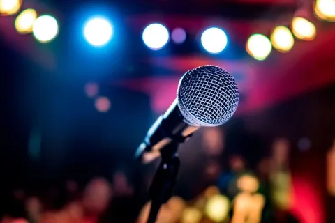 Афиша: Pro standup концерт 30+ медийных комиков в Санкт-Петербурге 1 сентября 2026