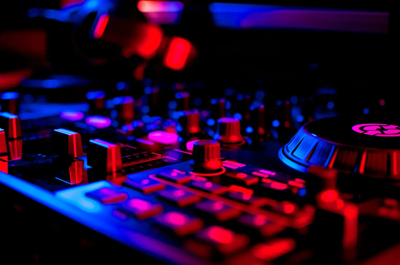 Афиша: Звуки Ибицы в Волгограде 22 августа 2026