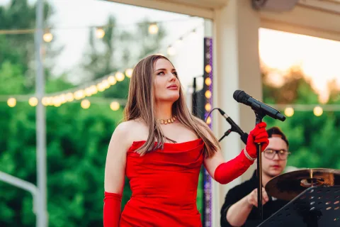 Афиша: Adele Tribute Show. Mareli в Москве 27 августа 2026