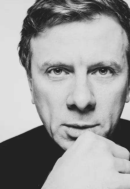 Афиша: Великий, могучий, правдивый, свободный русский язык в поэзии. Антон Кукушкин в Казани 28 марта 2027