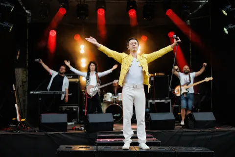 Афиша: Classic Rock Legends Show. Queen Tribute Night в Москве 10 октября 2026