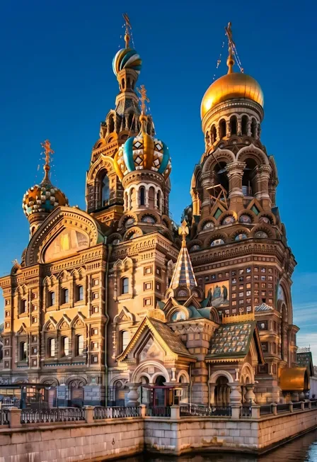 Афиша: Обзорная экскурсия по Петербургу и Лахта-Центр: старый и новый город, все локации включены в Санкт-Петербурге 20 сентября 2026