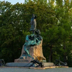 Афиша: «Курс на Кронштадт: история, архитектура, форты с воды» в Санкт-Петербурге 12 августа 2026
