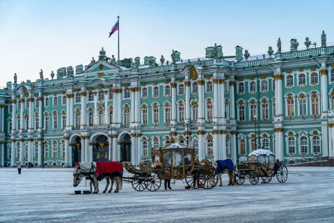 Афиша: Обзорная экскурсия по Санкт Петербургу с посещением Эрмитажа в Санкт-Петербурге 11 августа 2026