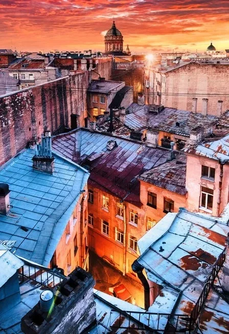 Афиша: Must have Питера: панорама с высоты и дворы, парадные и коммуналка в Санкт-Петербурге 22 января 2027