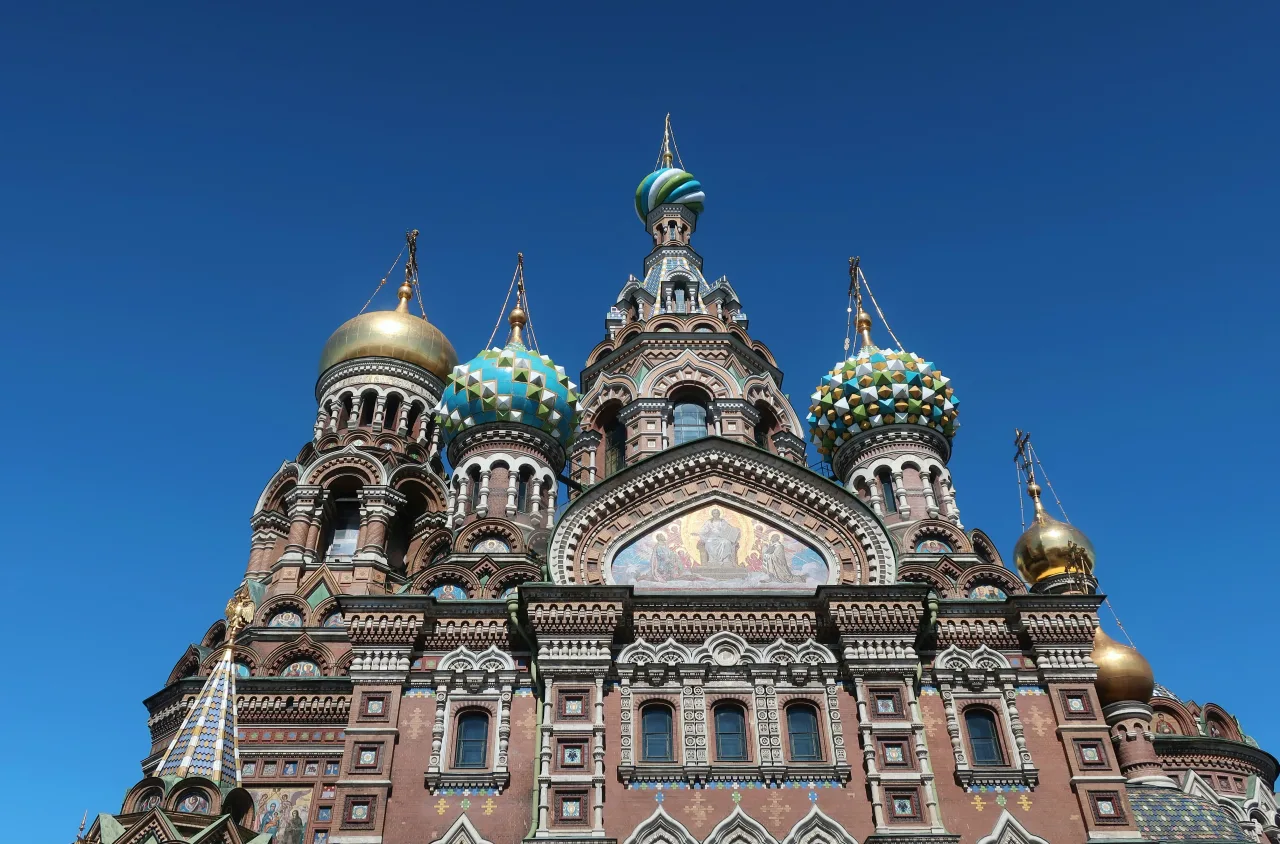 Афиша: Классический Петербург: легенды и сюрпризы центра города в мини-группе в Санкт-Петербурге 9 сентября 2026