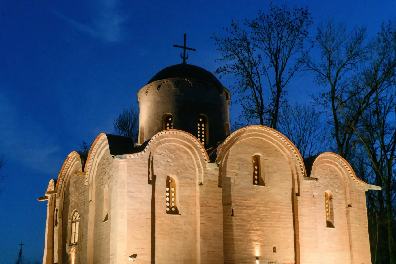 Афиша: Синичья гора. Обитель, некрополь, храм в Великом Новгороде 19 сентября 2026