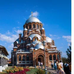 Афиша: Три главных чуда Татарстана за один день: Раифа, Свияжск и Храм всех религий в Казани 20 сентября 2026