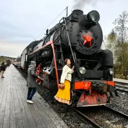 Афиша: В Карелию на ретропоезде: Рускеала и водопады в Санкт-Петербурге 28 сентября 2026