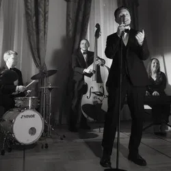 Афиша: Магия Свечей. «Frank Sinatra. Дворцовый джаз» в Санкт-Петербурге 11 октября 2026