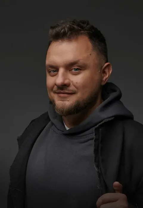 Афиша: Иван Половинкин Сольный концерт резидента Comedy Club в Москве 25 сентября 2026