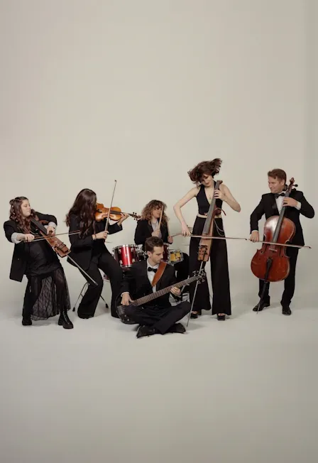 Афиша: Rockin' Christmas Cellos. Рождественский рок в Москве 7 января 2027