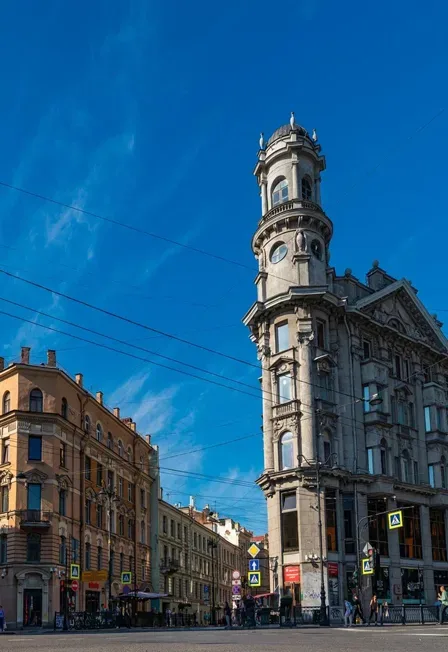 Афиша: Тайны дворов и парадных + квартира трех эпох в Санкт-Петербурге 2 октября 2026