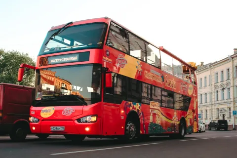 Афиша: Экскурсия на двухэтажном автобусе City Sightseeing по Санкт-Петербургу в Санкт-Петербурге 22 сентября 2026