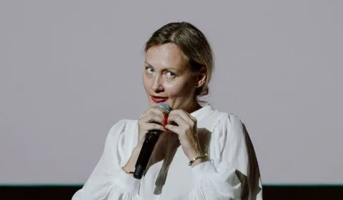 Афиша: Алеся Казанцева. Привет! Я жива-здорова, всё в порядке в Москве 4 ноября 2026