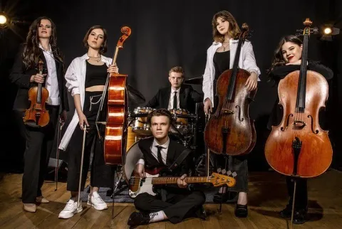 Афиша: Rockin' Christmas Cellos / Рождественский рок в Москве 7 января 2027