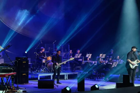 Афиша: «Легенды Блюза» с симфоническим оркестром. Blues Doctors во Владивостоке 7 января 2027