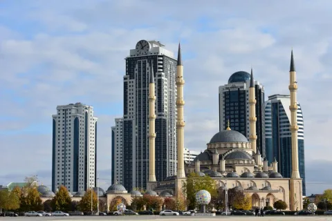 Афиша: Грозный, Аргун, Шали: города и мечети в Пятигорске 28 октября 2026