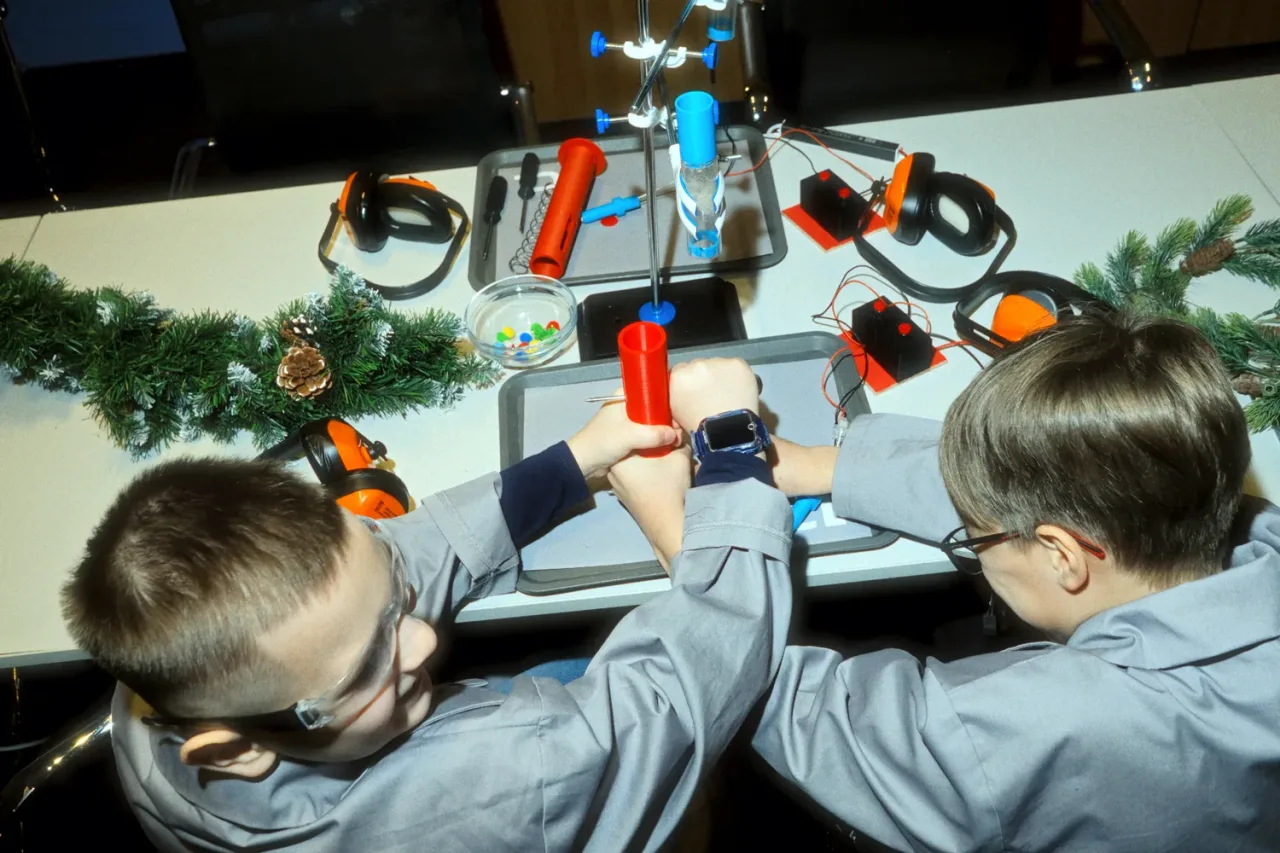 Афиша: Научный Новый год Sciencely в Нижнем Новгороде 19 декабря 2026