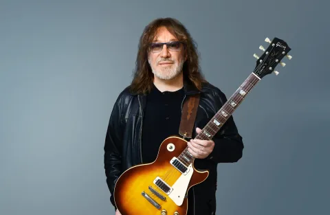 Афиша: Владимир Кузьмин в Санкт-Петербурге 5 января 2027