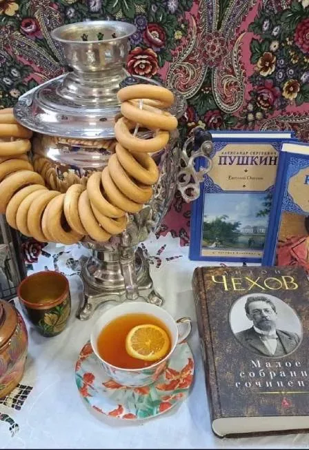 Афиша: Чайные традиции на страницах произведений русской классики. Литературные посиделки в Махачкале 23 декабря 2026