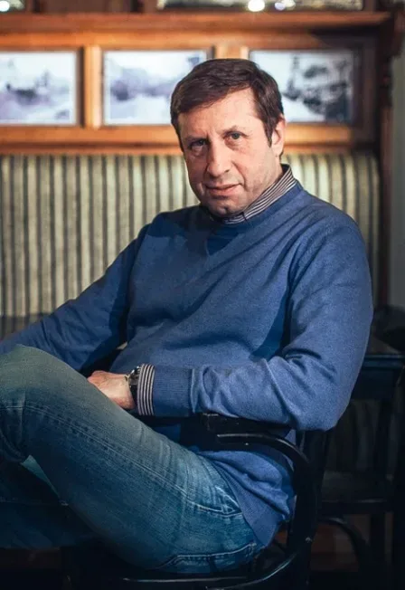 Афиша: Творческий вечер Александра Вулыха. Нас тупила осень в Москве 11 ноября 2026