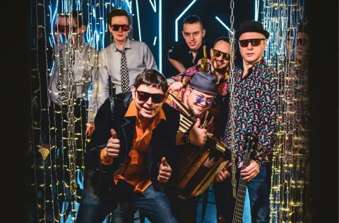 Афиша: Рви меха оркестр. Кавер-пати группировки «Ленинград» в Новосибирске 27 ноября 2026