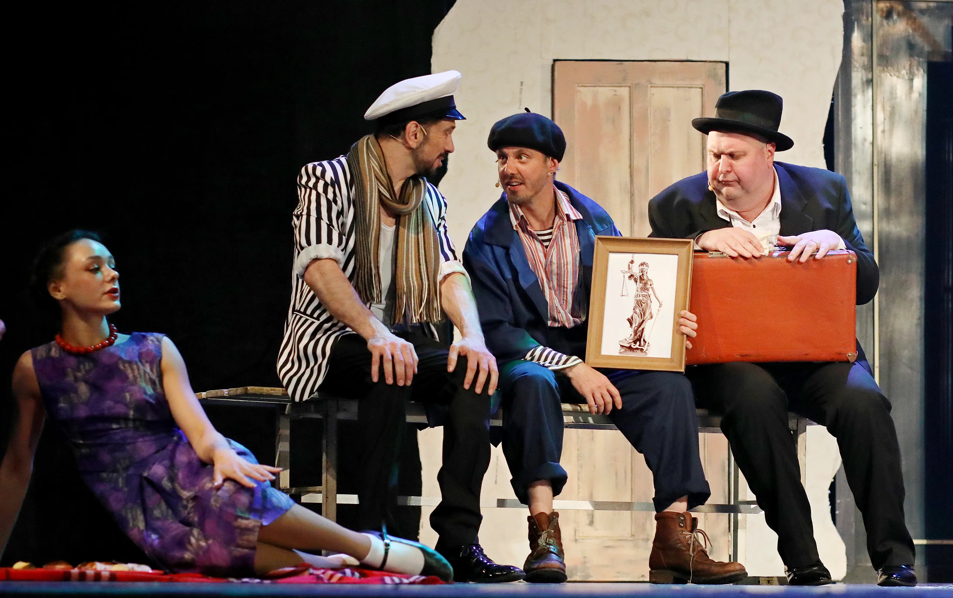 Афиша: 12 стульев в Санкт-Петербурге 4 апреля 2026