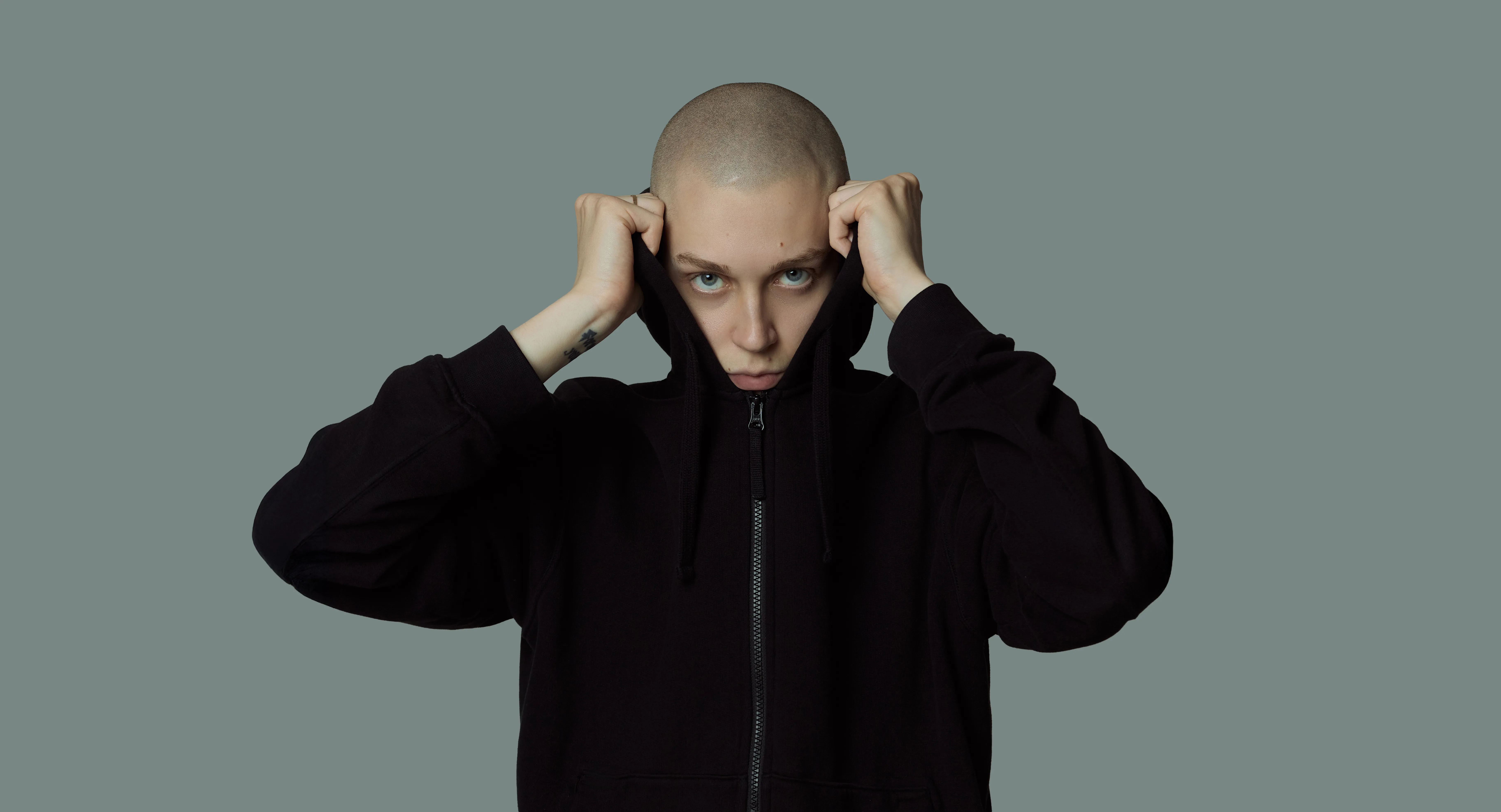 Афиша: 2hug в Самаре 19 апреля 2026