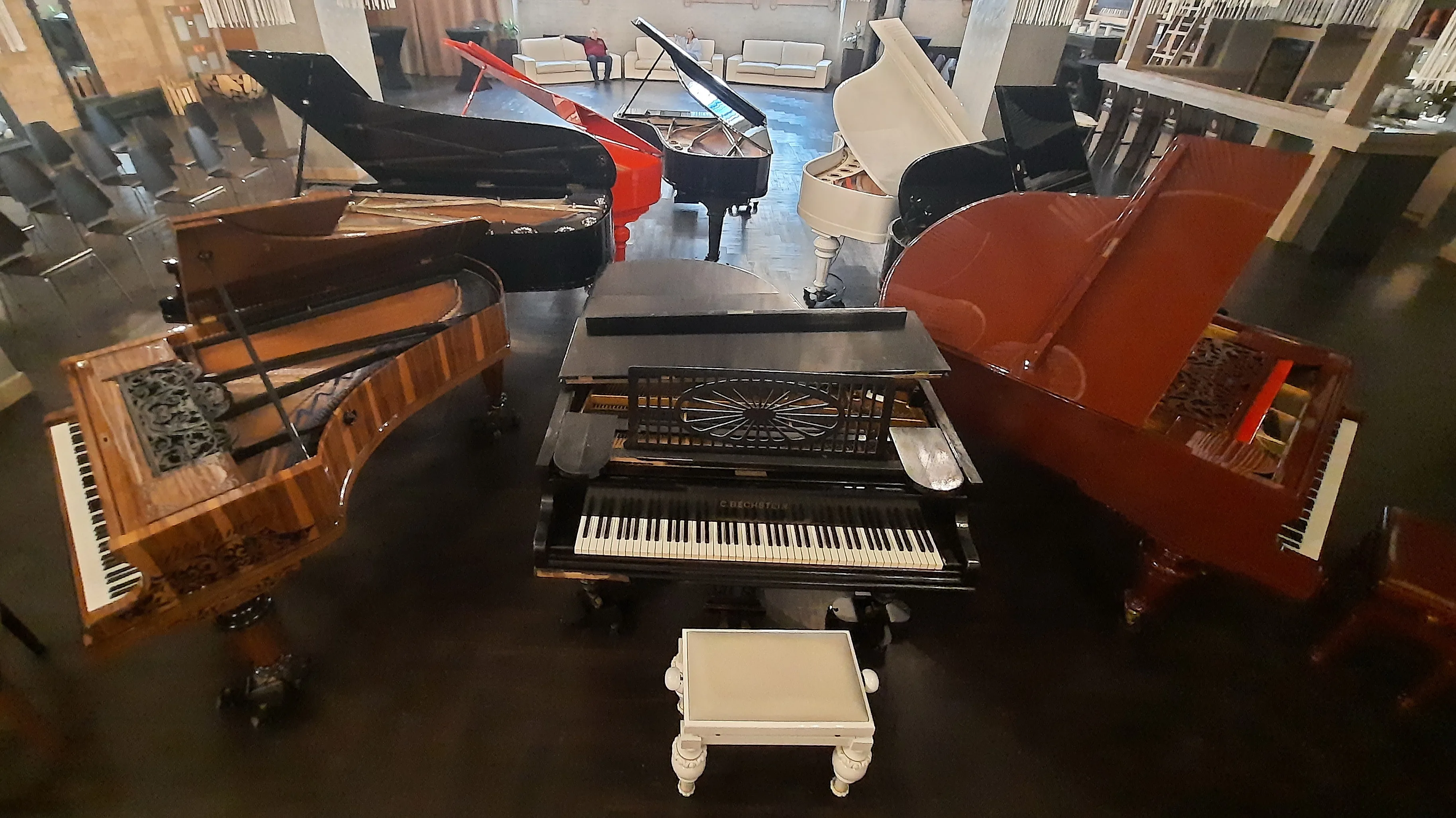 Афиша: Арт-лига — 8 роялей одновременно! в Новосибирске 29 апреля 2026