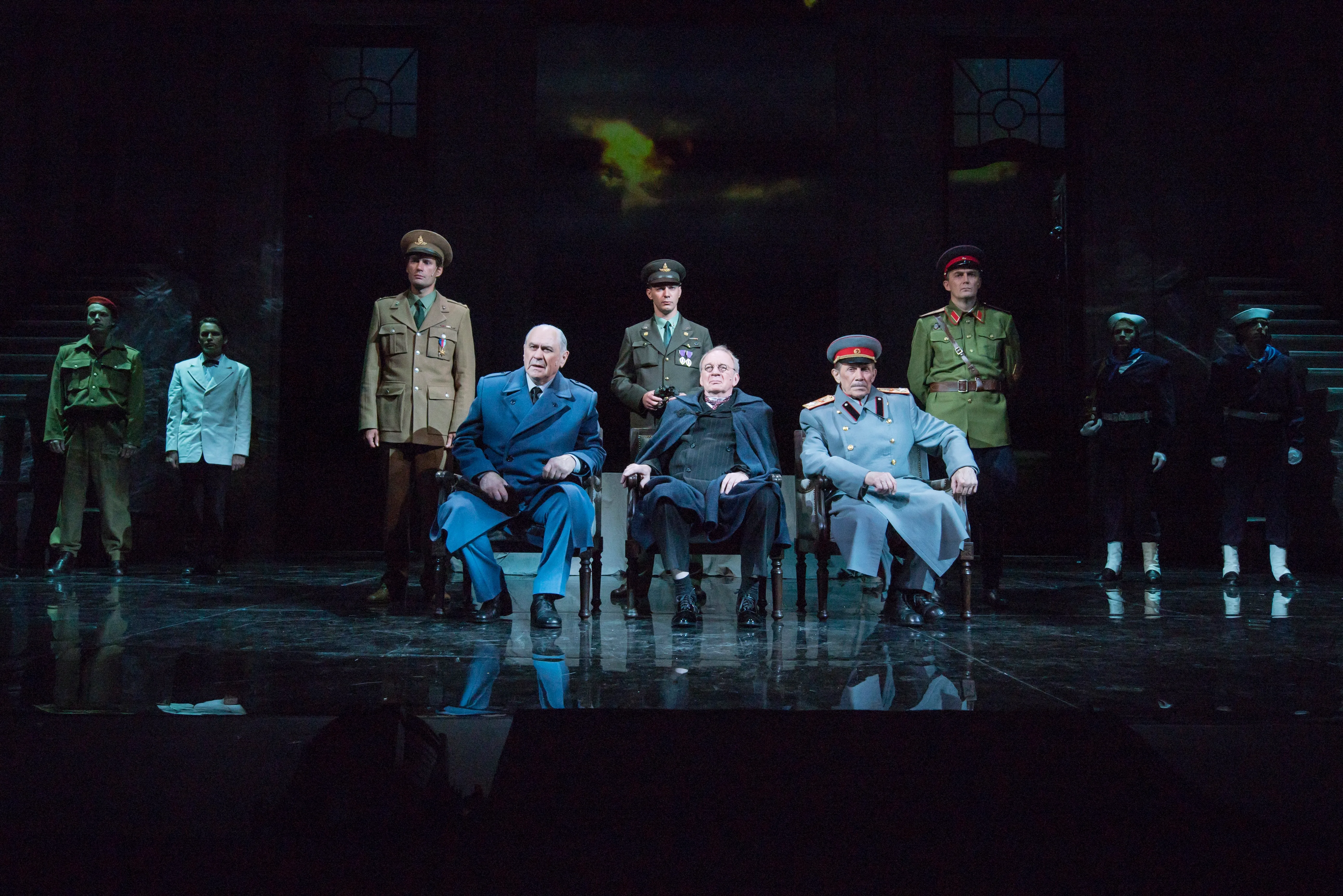 Афиша: Большая тройка в Москве 25 апреля 2026