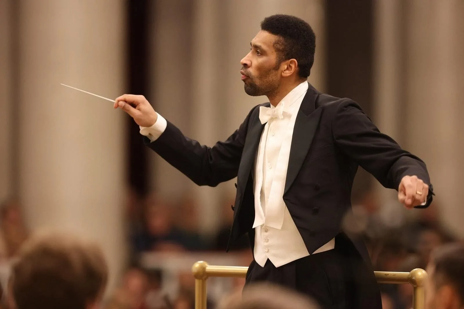 Афиша: Чайковский. Сибелиус в Санкт-Петербурге 25 апреля 2026