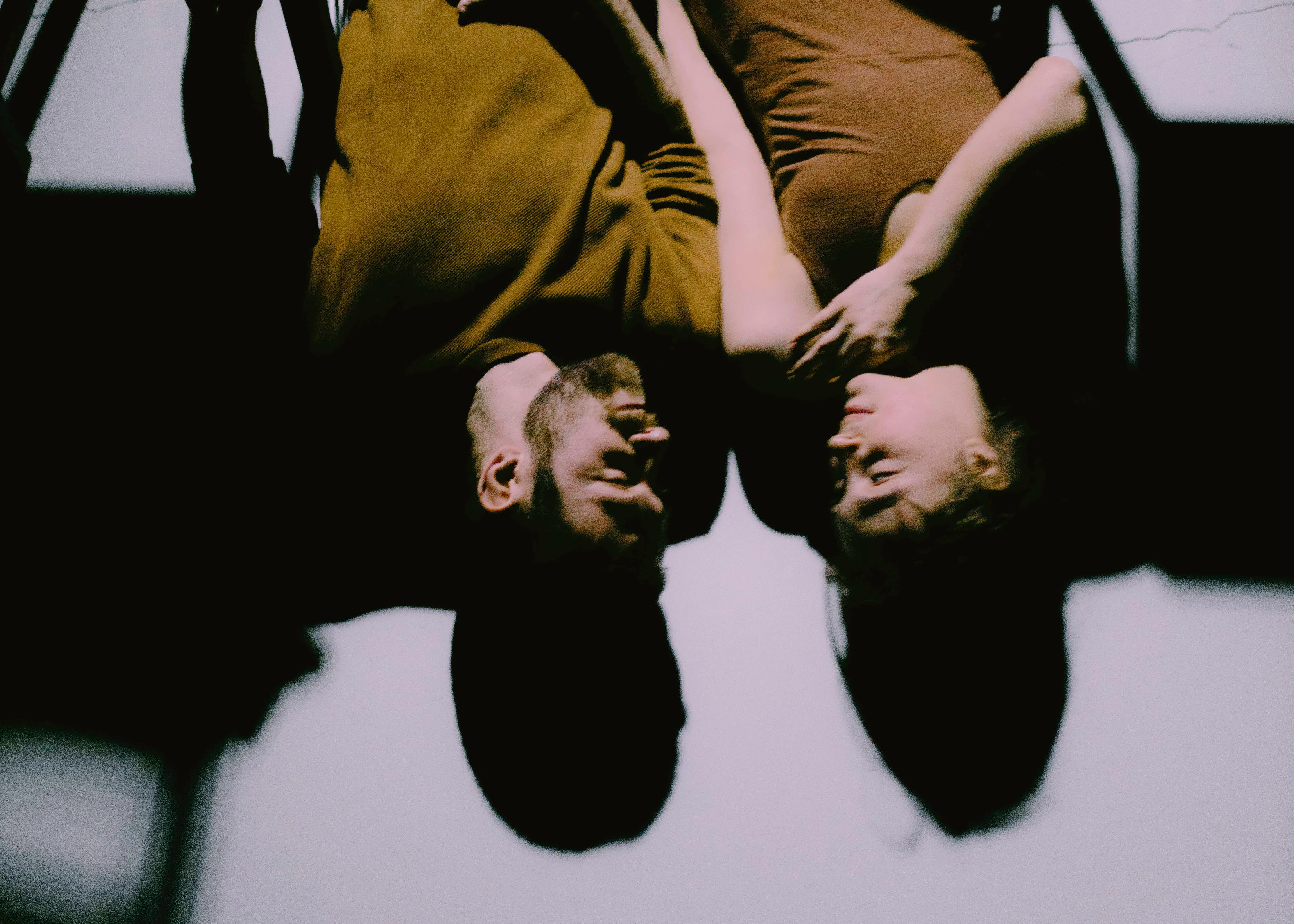 Афиша: Двое на качелях в Санкт-Петербурге 4 апреля 2026