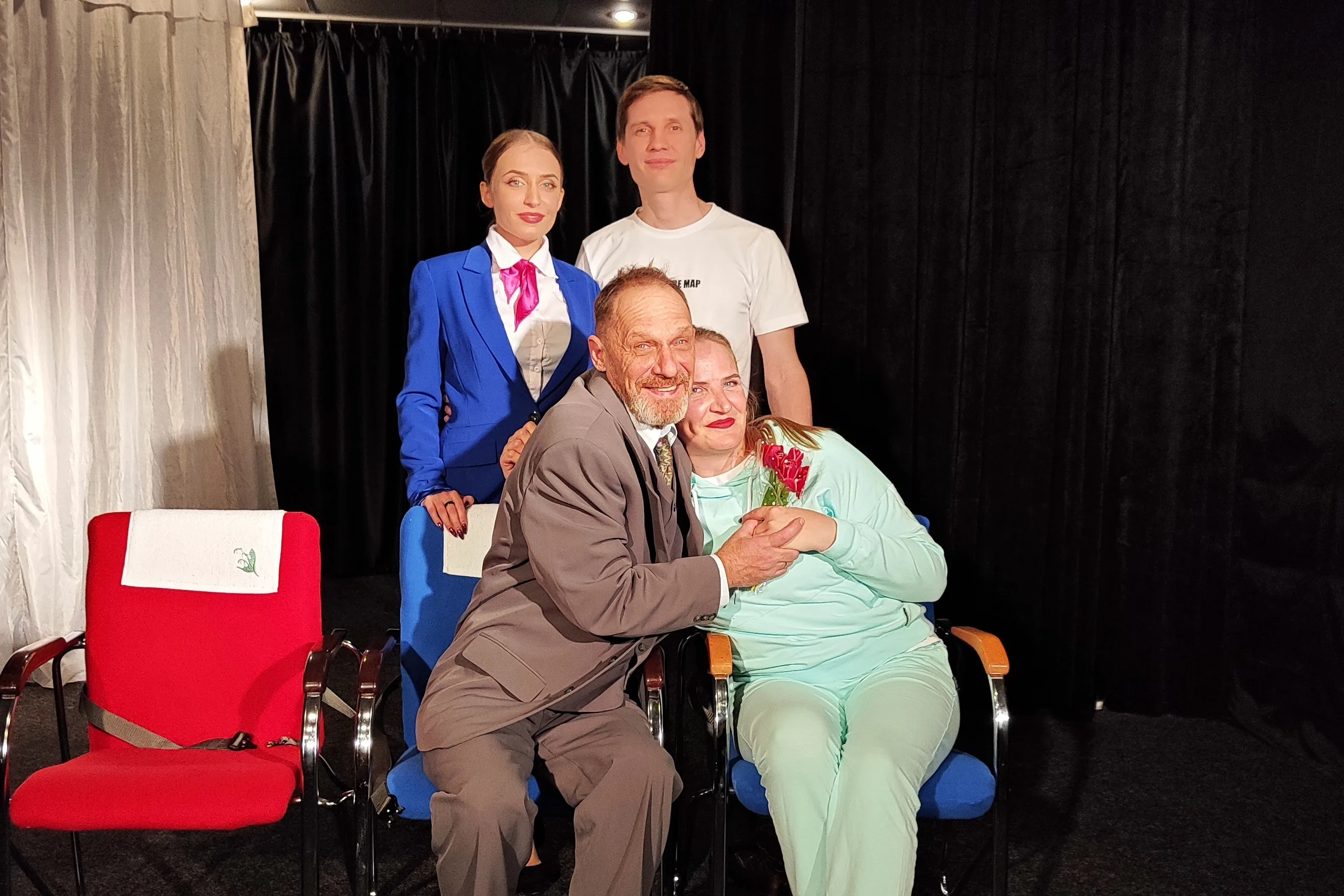 Афиша: Двое в небе + стюардесса в Краснодаре 4 апреля 2026