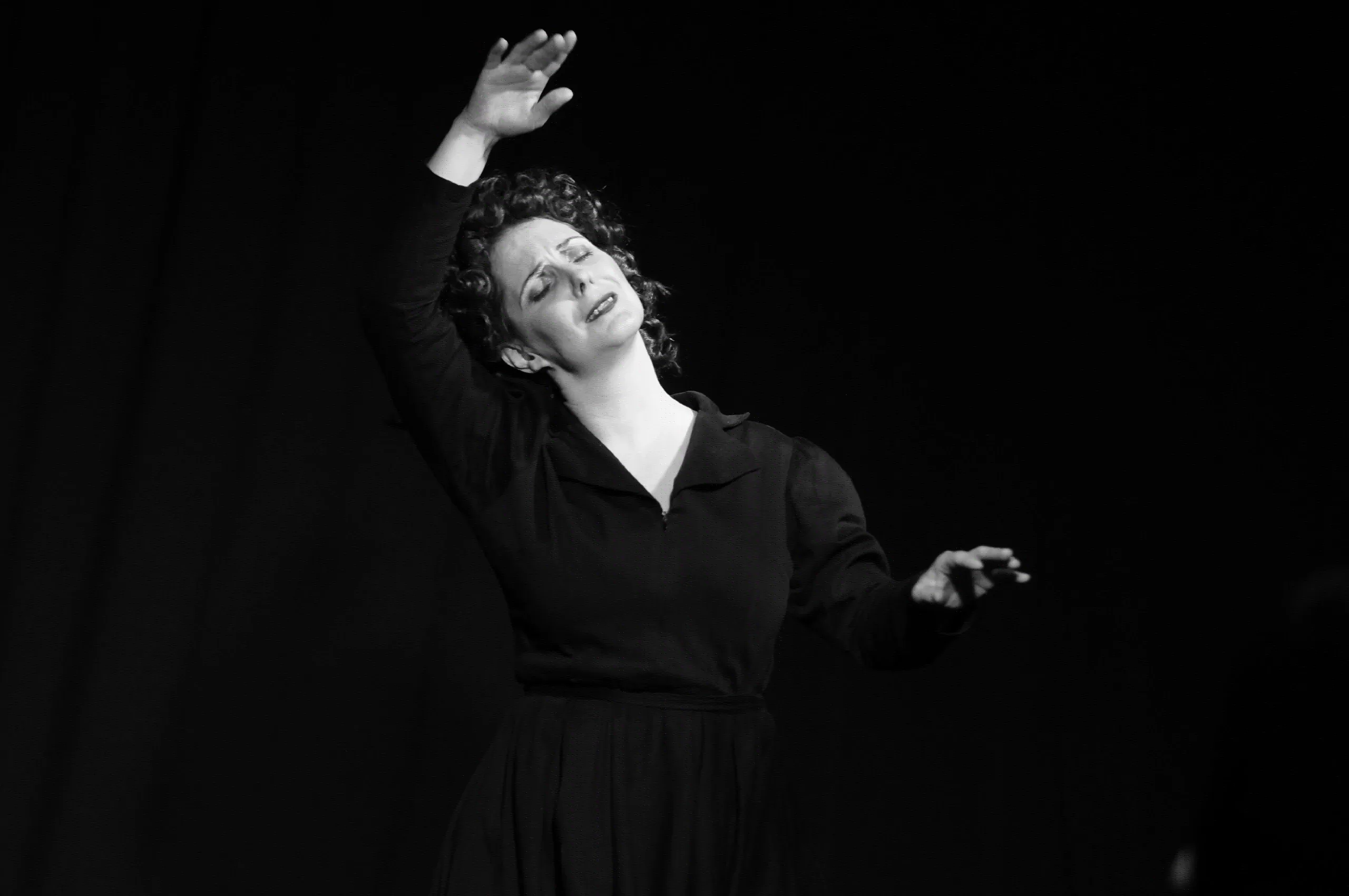 Афиша: Эдит Пиаф. Любовь всё побеждает в Москве 26 апреля 2026