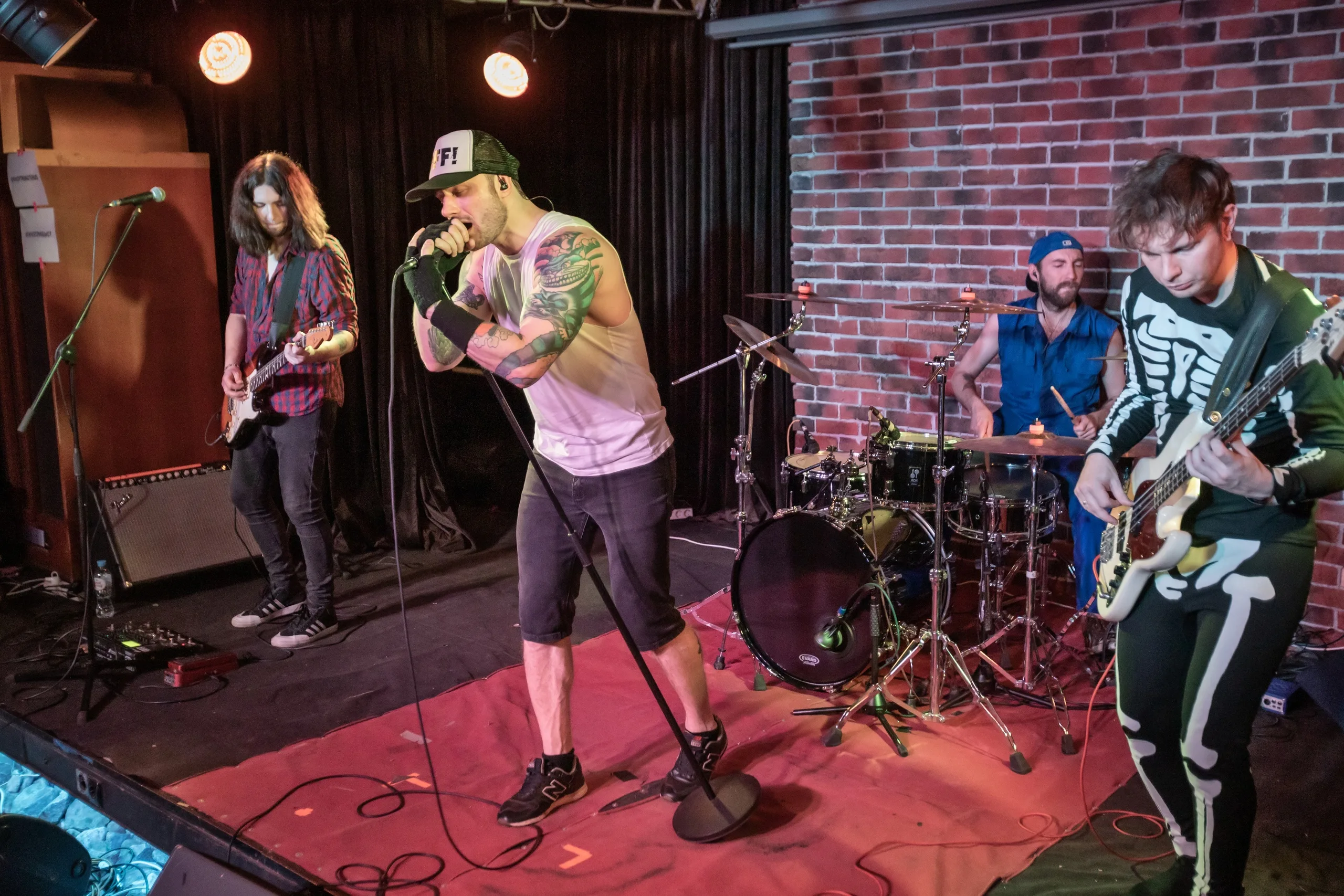 Афиша: ГКЧП. Трибьют Red Hot Chili Peppers в Москве 24 апреля 2026