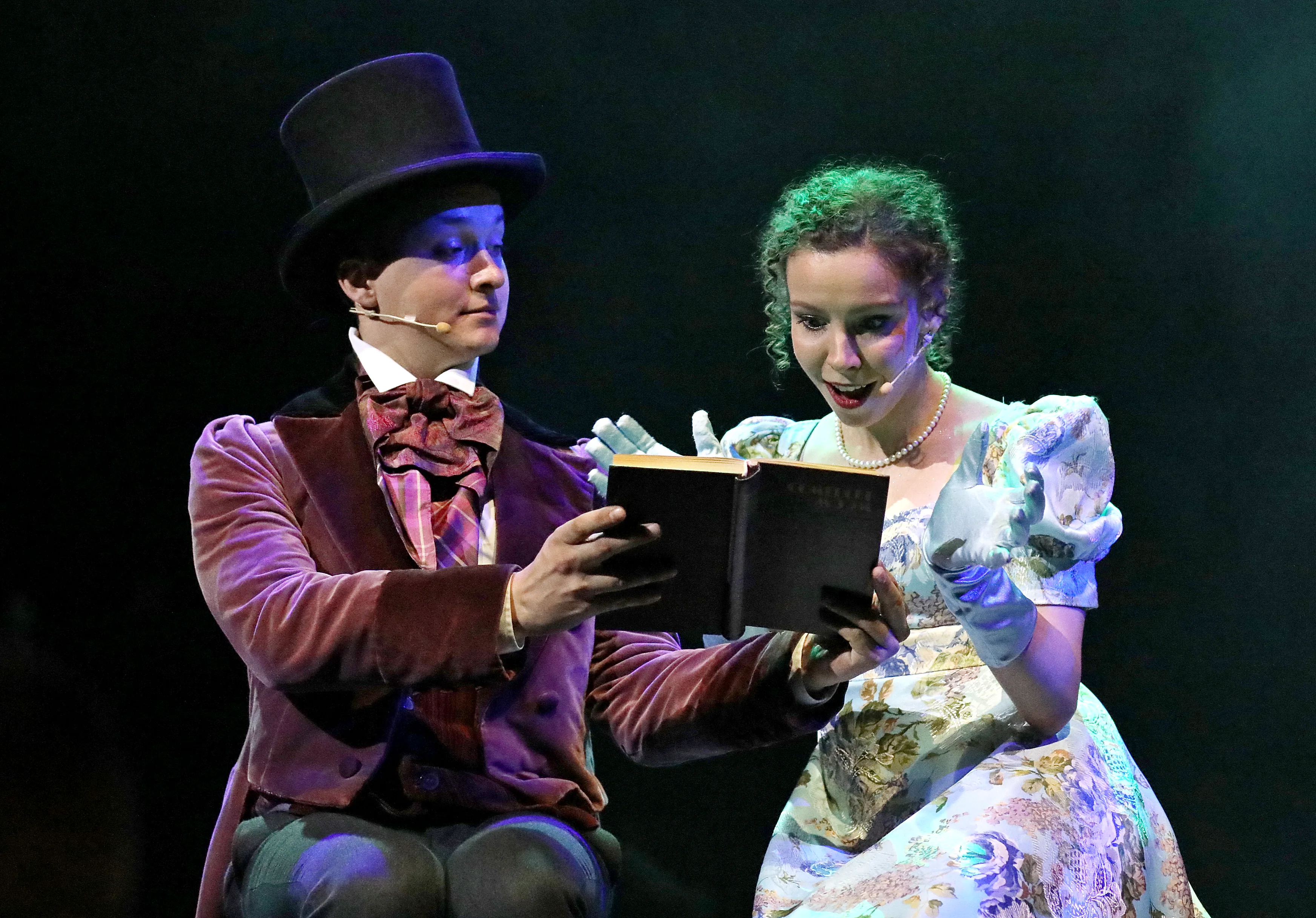 Афиша: Горе от ума в Воронеже 18 апреля 2026