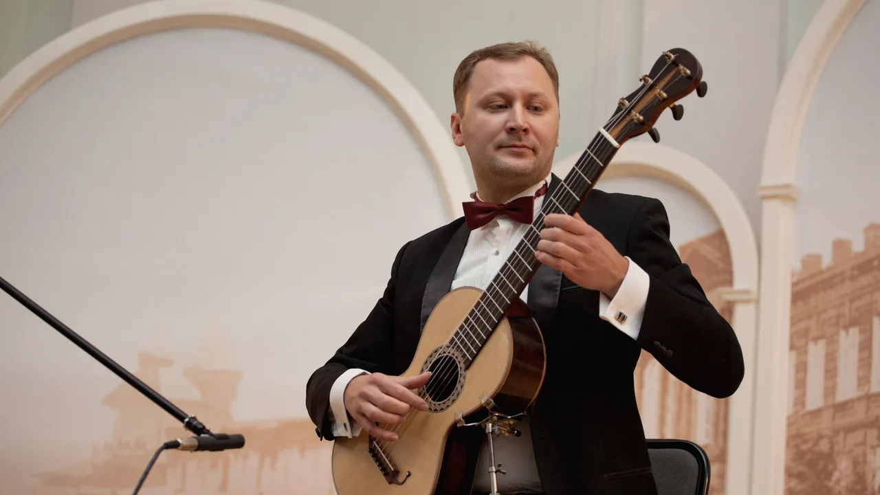 Афиша: Григорий Новиков в Перми 8 апреля 2026