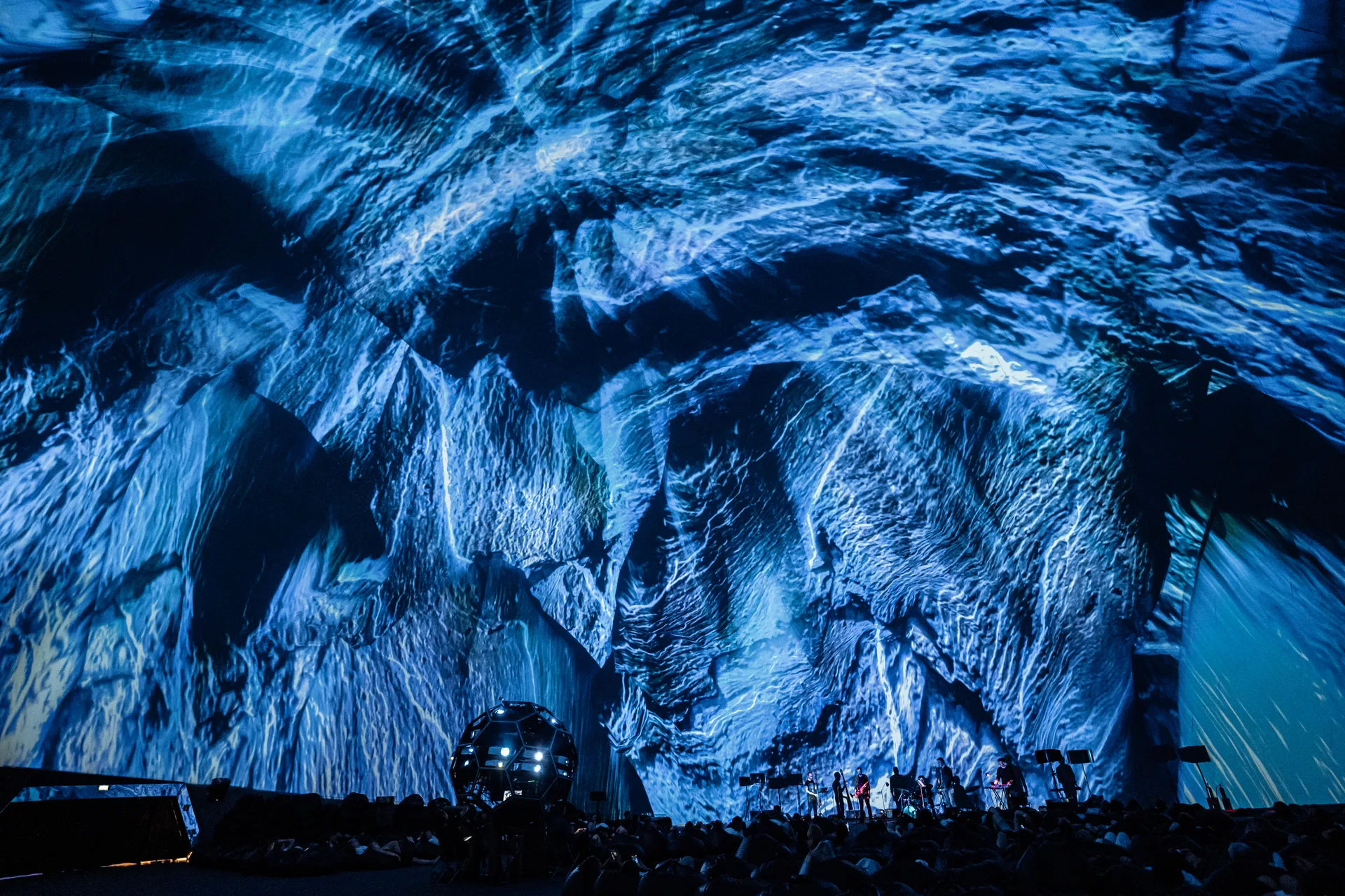 Афиша: Илло.Трио / Illo.Trio в Санкт-Петербурге 29 апреля 2026